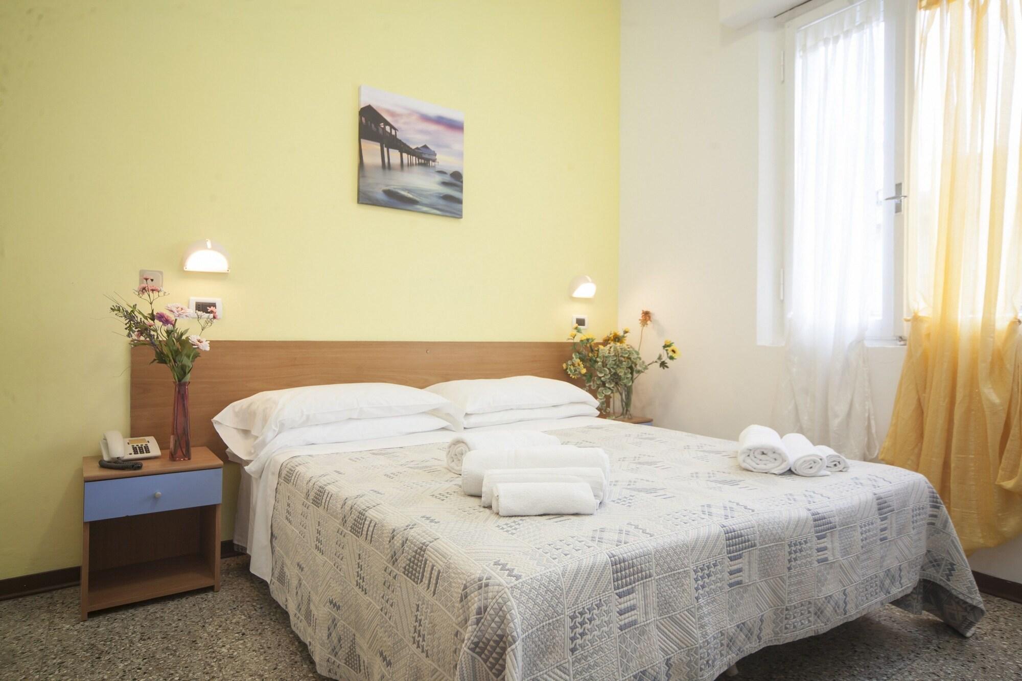 Hotel Eliseo Ріміні Екстер'єр фото